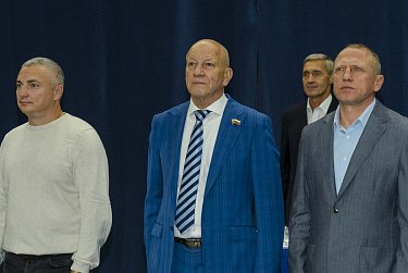 Спортсмены разыграли награды на коврах «Олимпийского»